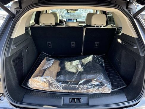 New 2026 Lincoln Corsair Grand Touring AWD/4WD image 12