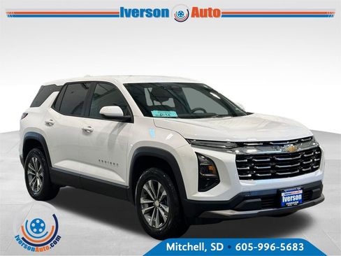Used 2026 Chevrolet Equinox LT AWD/4WD image 1