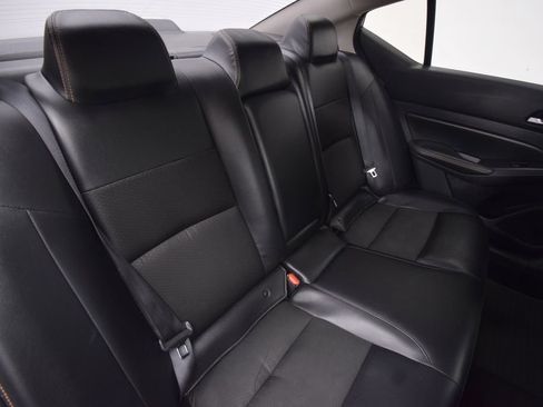 Used 2021 Nissan Altima 2.5 SR AWD/4WD image 23