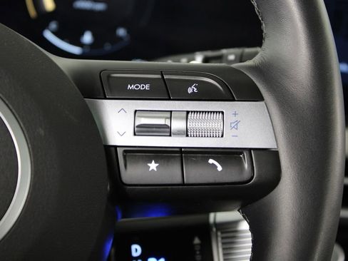 Certified 2025 Hyundai Tucson Limited image 28