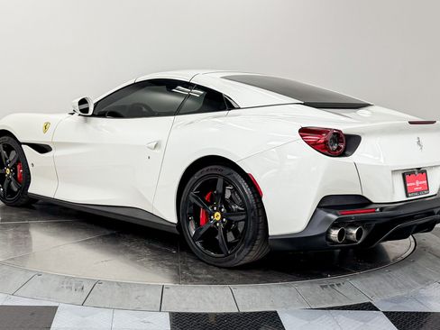 Used 2020 Ferrari Portofino RWD image 35