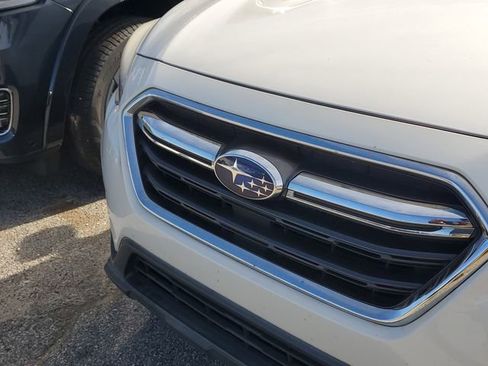 Used 2018 Subaru Outback 2.5i Limited image 5