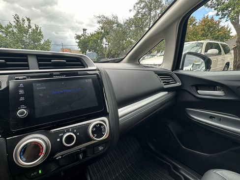 Used 2019 Honda Fit EX-L image 11