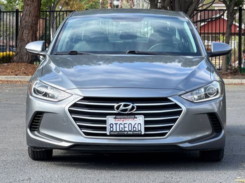Used 2017 Hyundai Elantra SE image 8