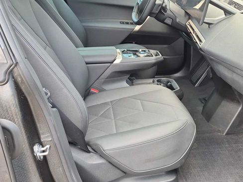 Used 2025 BMW iX xDrive50 AWD/4WD image 23