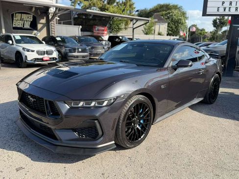 Used 2024 Ford Mustang GT Premium RWD image 2