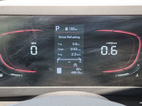 Certified 2025 Kia Sportage LX FWD image 14