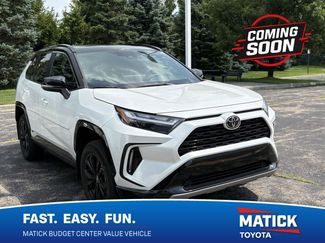 Used 2025 Toyota RAV4 XSE w/ Weather Package AWD/4WD video 1