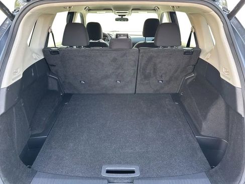 Used 2024 Nissan Rogue SV image 9