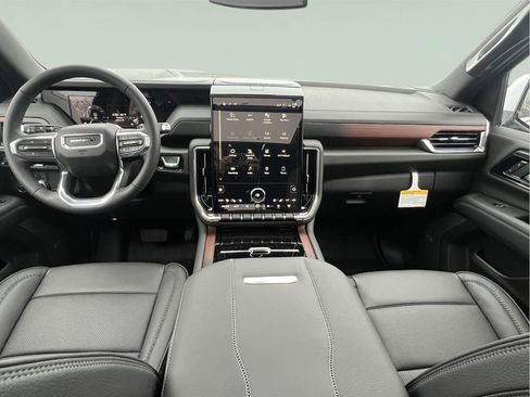 New 2026 GMC Yukon XL Denali w/ Sun & Power Step Package image 18