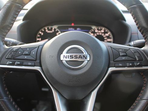 Used 2022 Nissan Altima 2.5 SR image 14