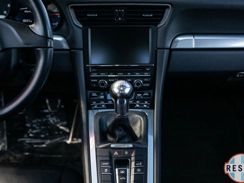 Used 2014 Porsche 911 Carrera image 12
