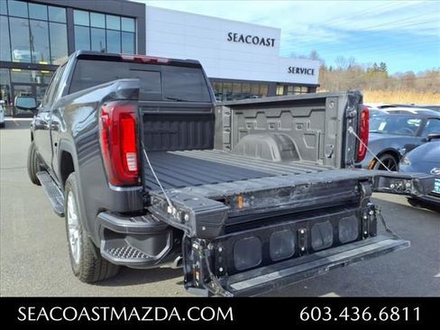 Used 2024 GMC Sierra 1500 Denali w/ Technology Package AWD/4WD image 8