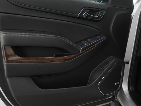 Used 2016 Chevrolet Tahoe LT image 22
