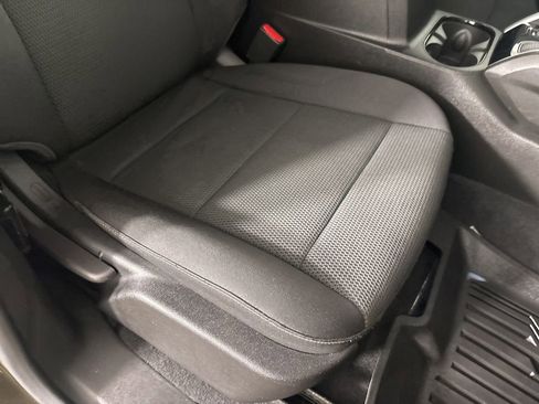 Used 2023 Chevrolet Colorado LT w/ LT Convenience Package II image 27