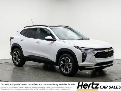 Used 2025 Chevrolet Trax LT w/ LT Convenience Package