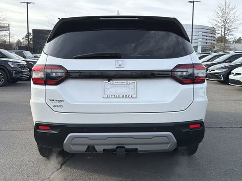 Used 2025 Honda Pilot EX-L image 4