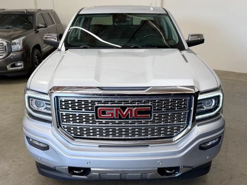 Used 2017 GMC Sierra 1500 Denali w/ Denali Ultimate Package AWD/4WD image 4