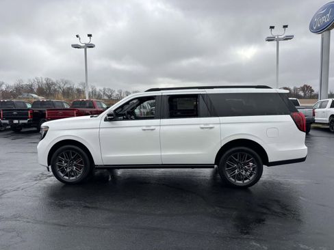New 2025 Ford Expedition Max Platinum w/ Stealth Performance Package image 4