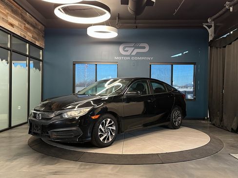 Used 2017 Honda Civic EX image 7