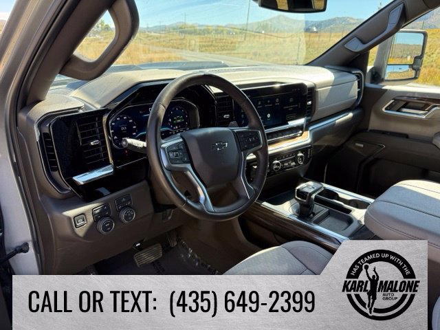 Used 2024 Chevrolet Silverado 1500 LT Trail Boss w/ Convenience Package II AWD/4WD image 16
