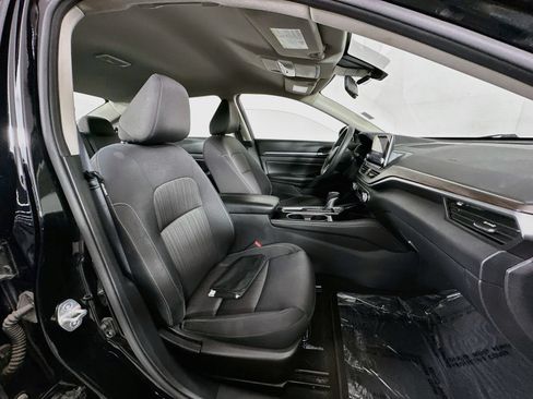 Used 2023 Nissan Altima 2.5 SV FWD image 26
