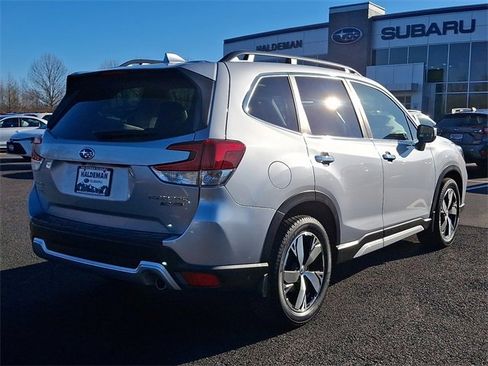 Used 2019 Subaru Forester Touring image 7