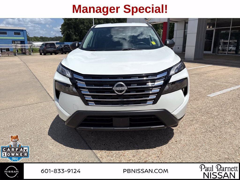 Used 2025 Nissan Rogue S FWD image 14