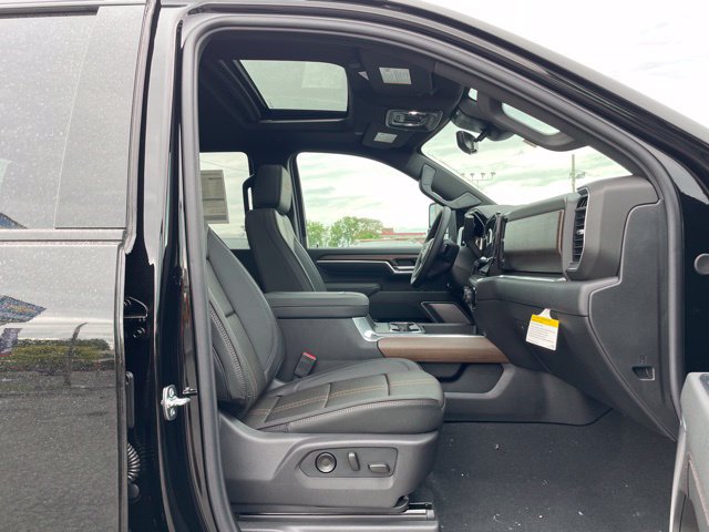New 2026 Chevrolet Silverado 2500 High Country w/ High Country Premium Package AWD/4WD image 16