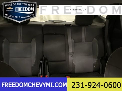 Used 2025 Chevrolet Blazer LT image 18