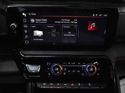 Used 2024 GMC Sierra 1500 AT4 w/ Technology Package image 46