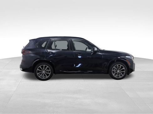 New 2026 BMW X5 xDrive40i w/ M Sport Package image 7