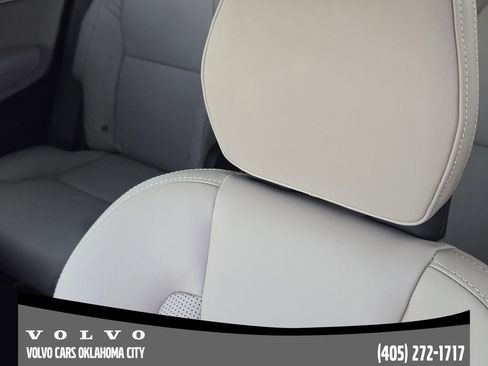 New 2026 Volvo XC90 B6 Ultra w/ Lounge Package AWD/4WD image 14