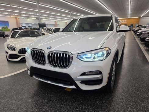 Used 2018 BMW X3 xDrive30i w/ Executive Package AWD/4WD image 2