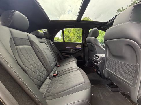 Used 2025 Mercedes-Benz GLE 63 AMG S image 21