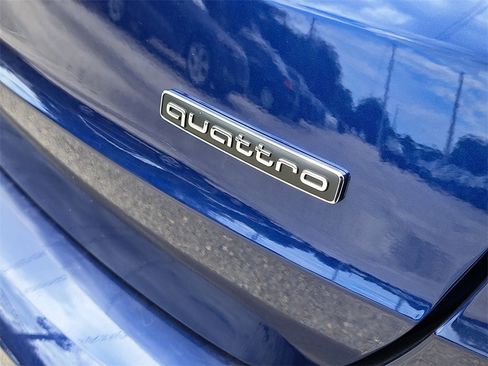 New 2025 Audi Q3 2.0T Premium image 5