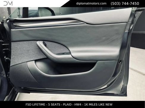 Used 2025 Tesla Model S Plaid AWD/4WD image 25