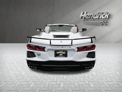 Used 2021 Chevrolet Corvette Stingray Premium Conv w/ Z51 Performance Package image 10