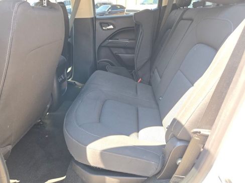 Used 2018 Chevrolet Colorado LT w/ LT Convenience Package RWD image 19
