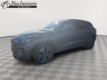 Used 2022 Ford Escape SE w/ SE Sport Appearance Package