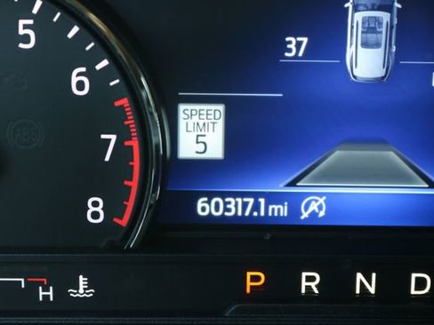 Used 2020 Ford Explorer Limited image 29