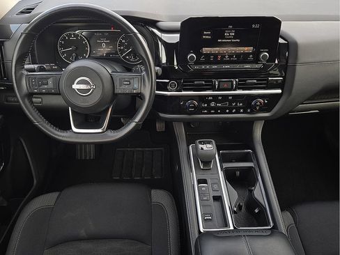 Used 2024 Nissan Pathfinder SV FWD image 12