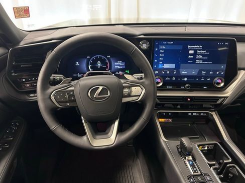 Used 2024 Lexus TX 350 AWD w/ Technology Package image 3