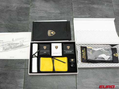 Used 2022 Lamborghini Huracan STO RWD image 49