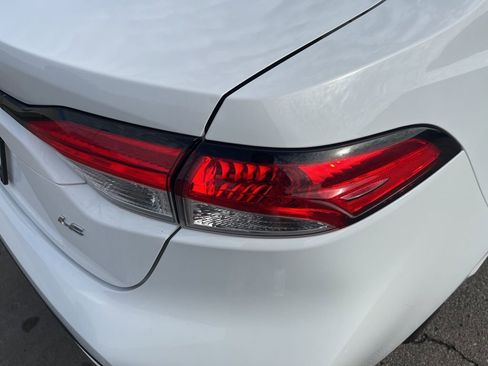 Used 2020 Toyota Corolla LE image 46