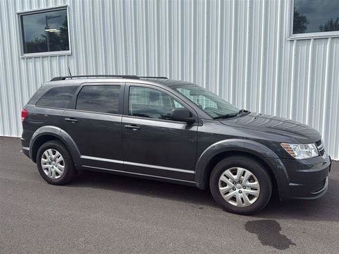 Used 2019 Dodge Journey SE FWD image 9