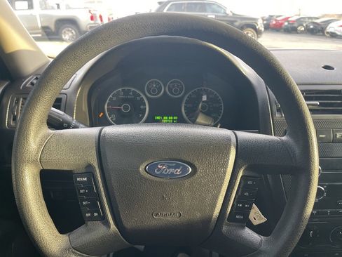 Used 2009 Ford Fusion SE image 16