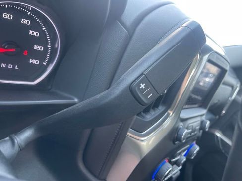 Used 2022 Chevrolet Silverado 2500 LTZ w/ LTZ Convenience Package image 26