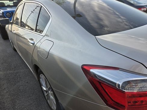 Used 2015 Honda Accord EX-L image 3