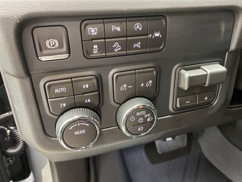 New 2026 Chevrolet Suburban Premier w/ Sun And Tow Package image 12